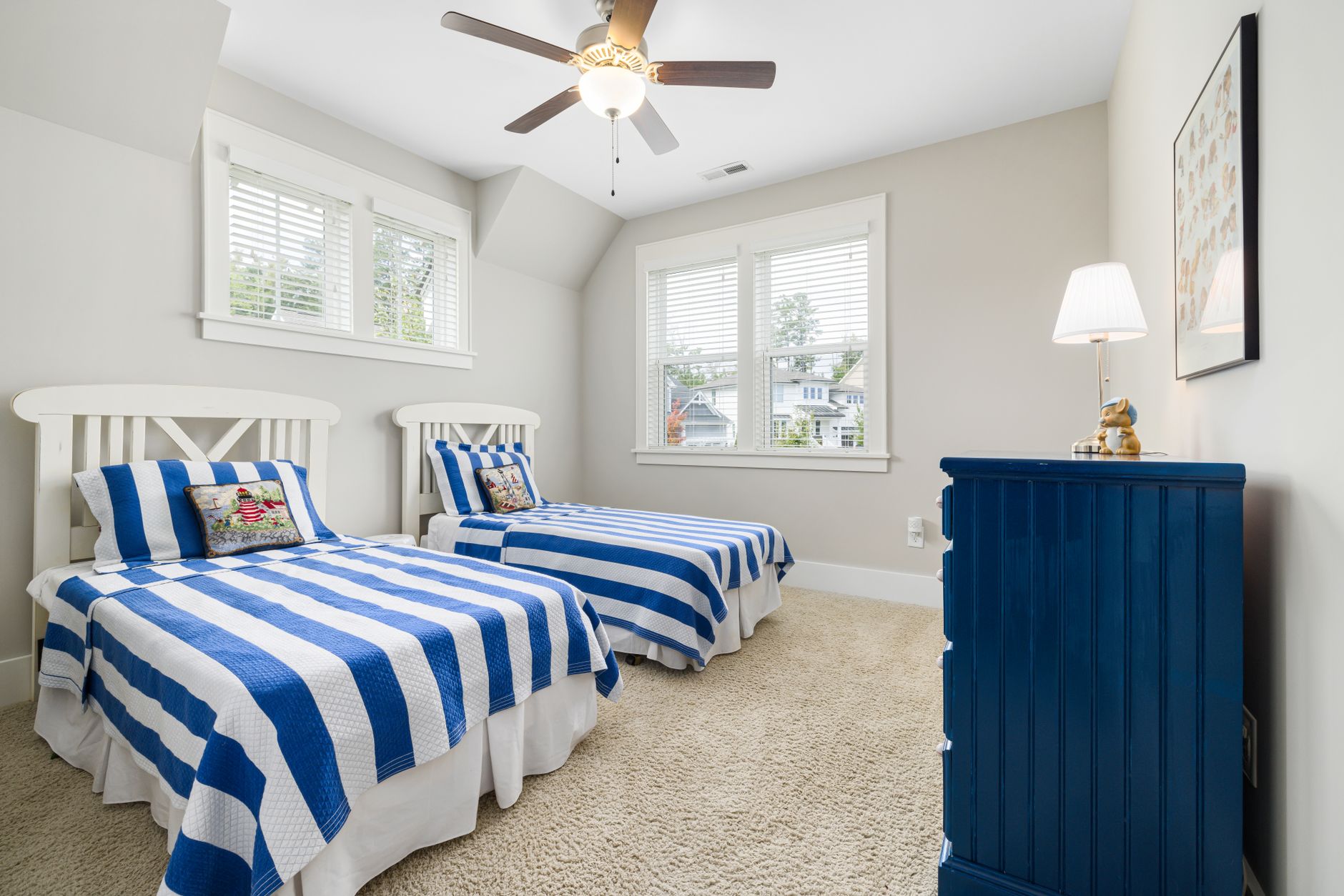 How to choose the best Twin XL Bed Frame?