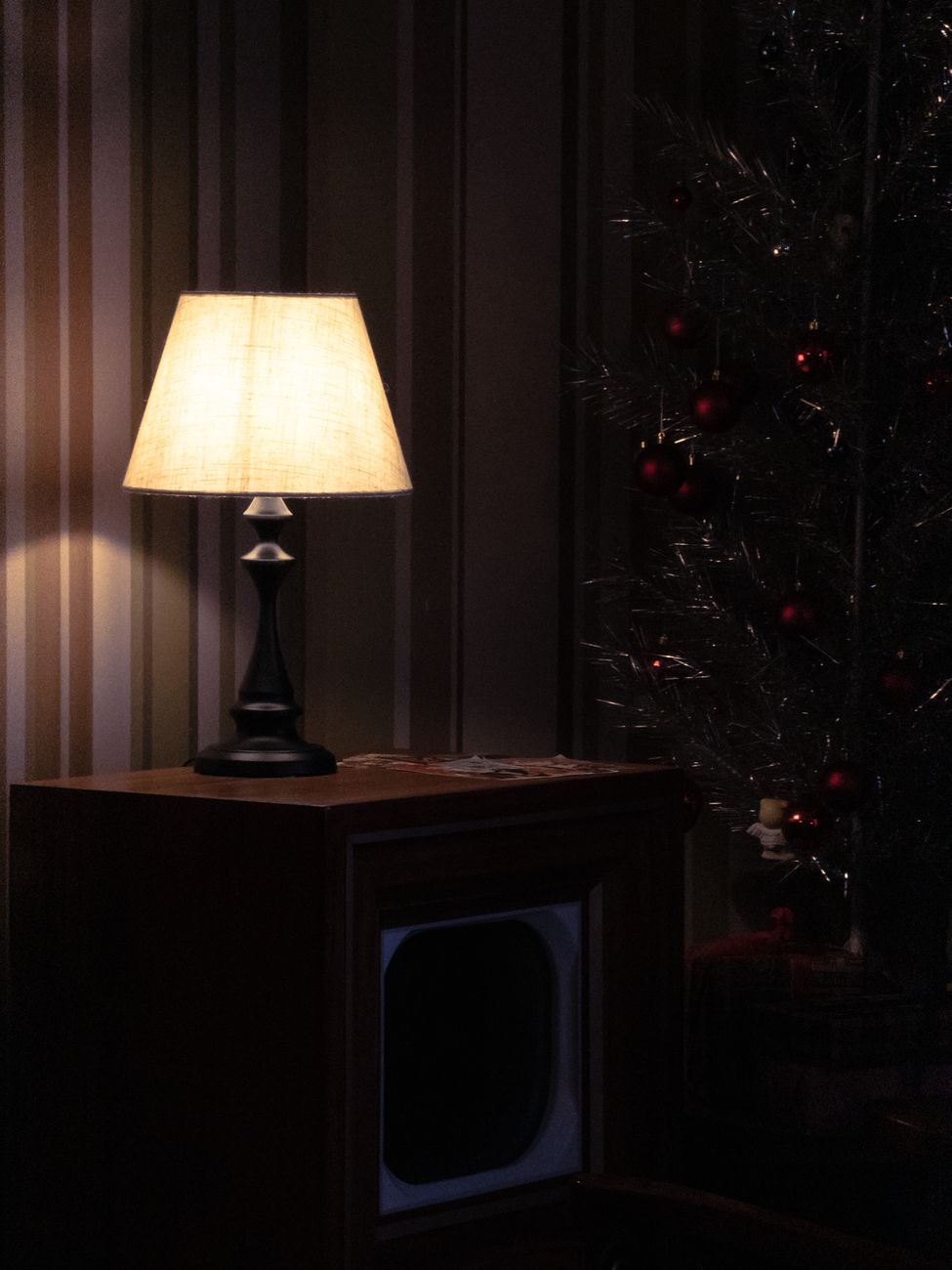 Bassett Mirror Mission Table Lamp