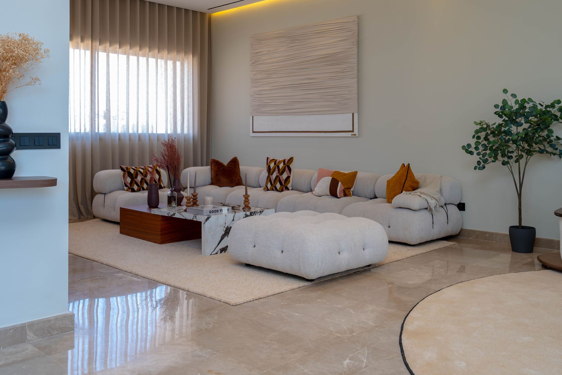 modern elegant living room with cozy decor