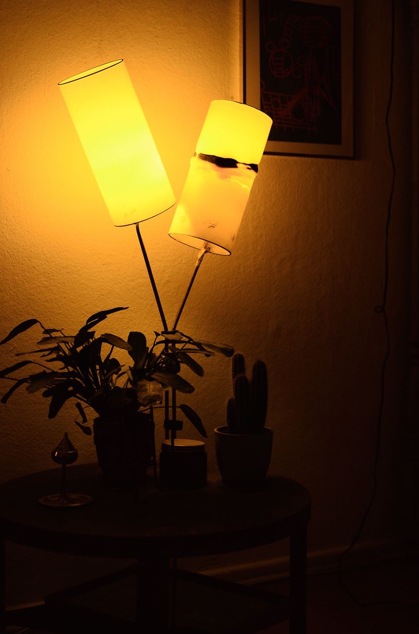 2 Light Table Lamp
