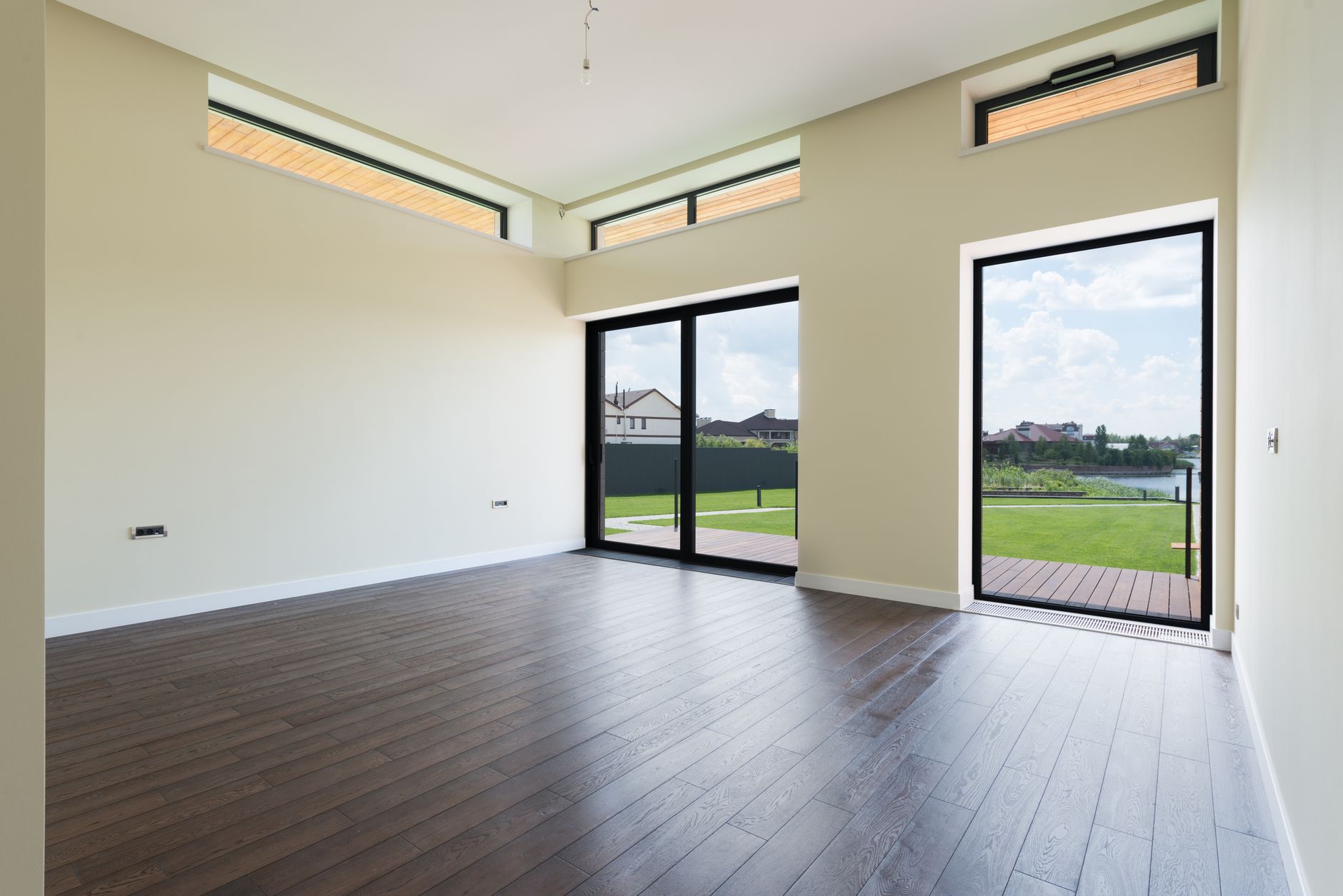 Laminate Flooring with a Waterproof Core