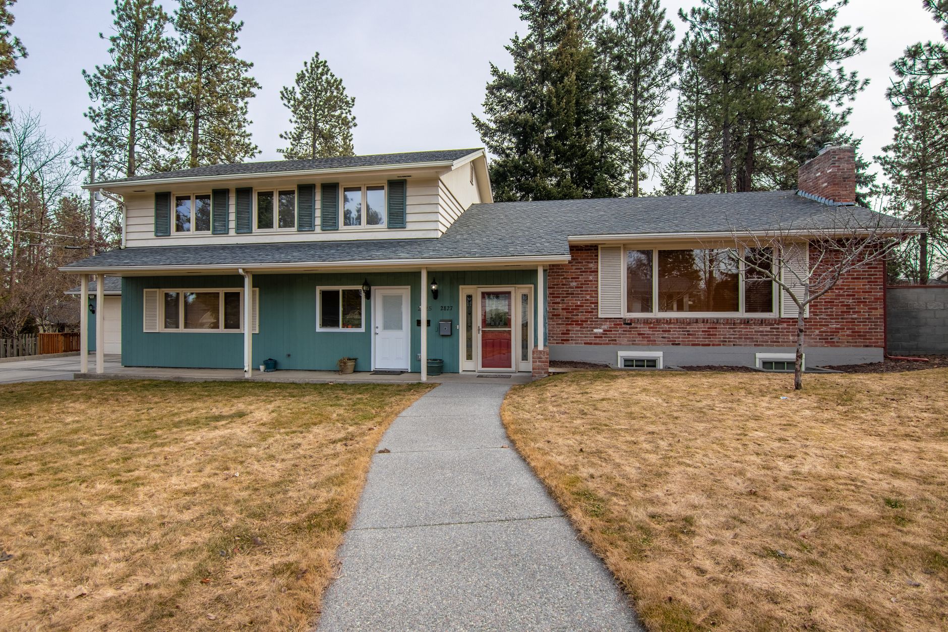 Popular types of ranch style houses: