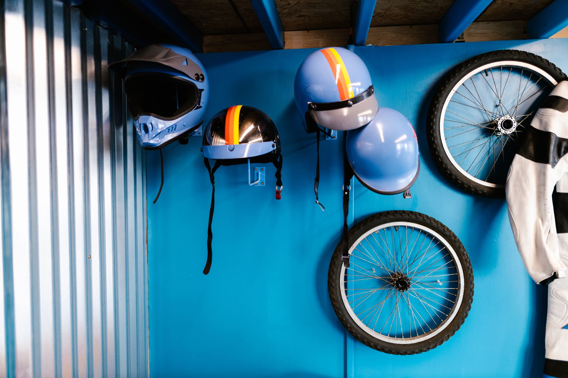 Monkey Bars Wall Unit