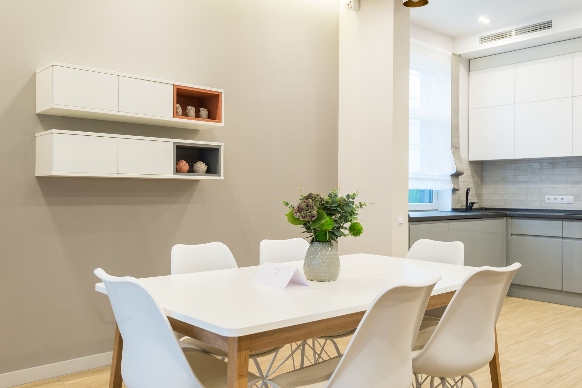 Scandinavian Dining Room Decor