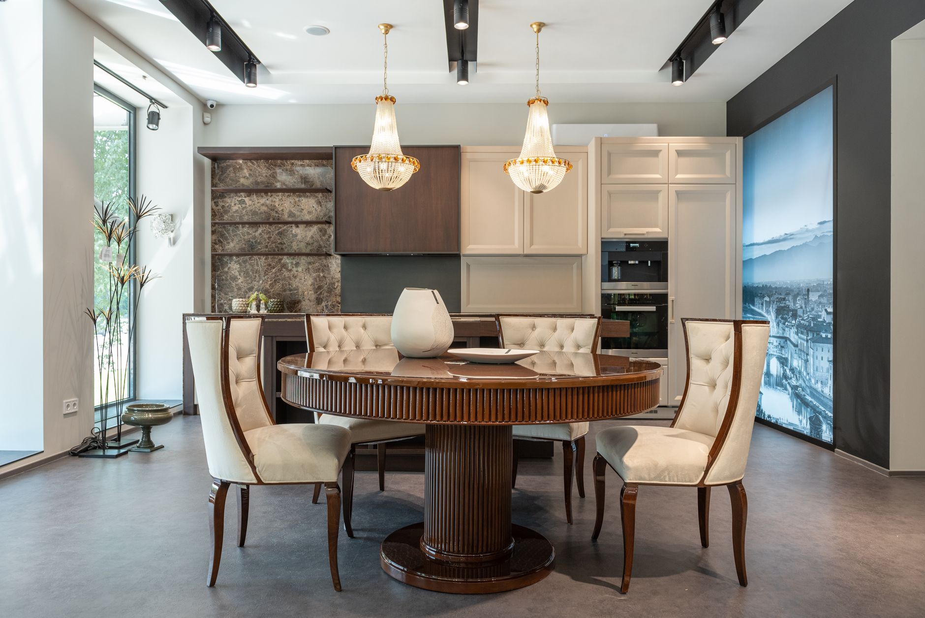 Layering Your Dining Room Lighting