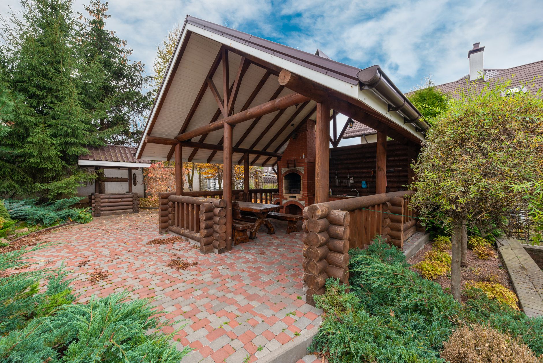 Design an Outdoor Kitchen