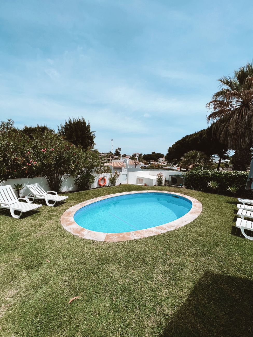 Small Backyard Pool Ideas