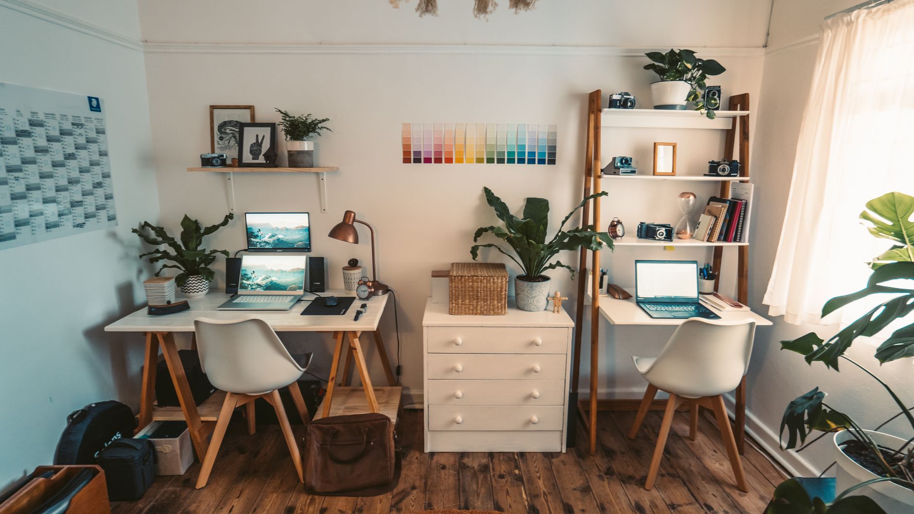  Create a Dual-Purpose Study Room